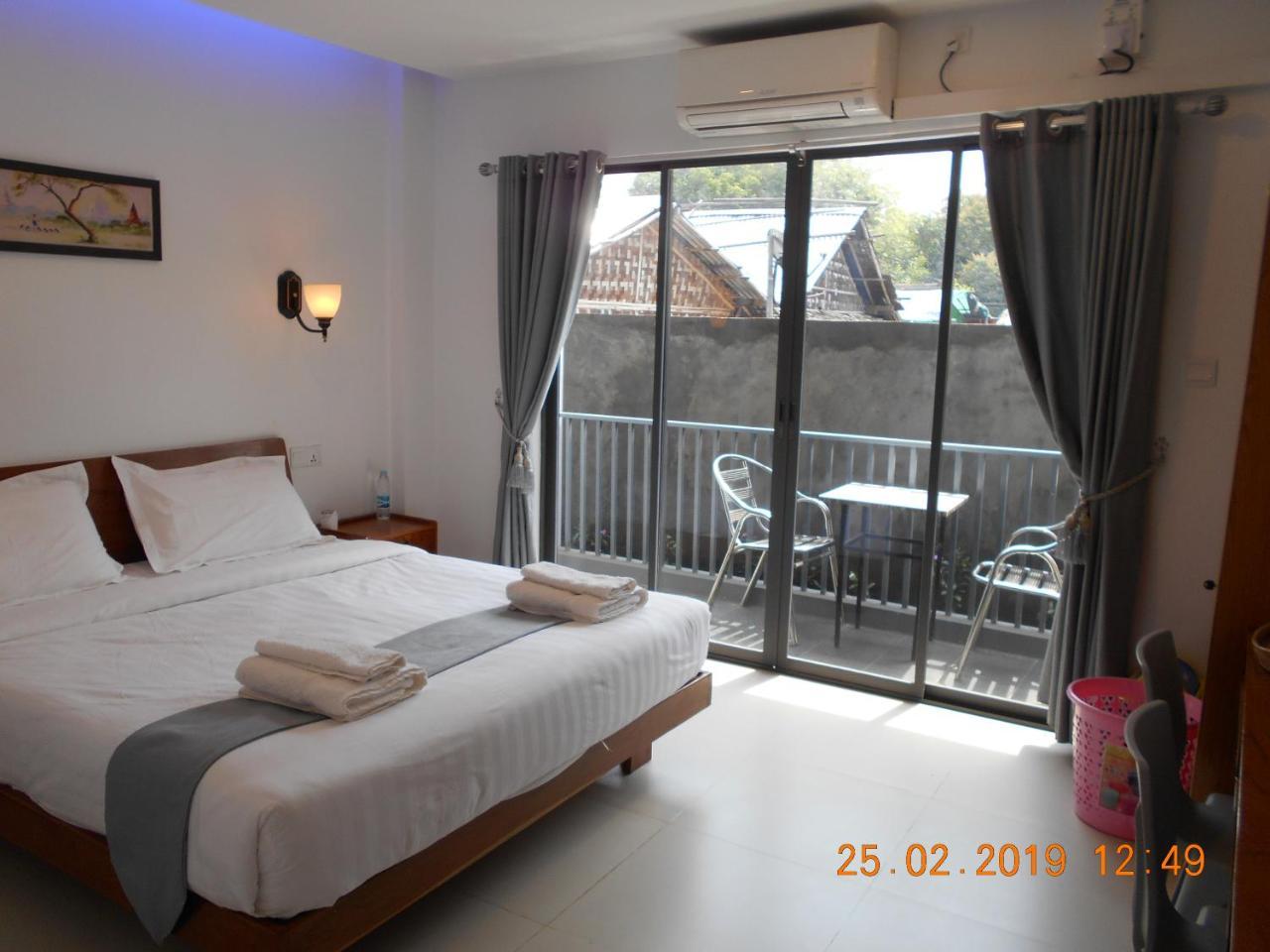 Morning Star Guesthouse Nyaung-U Bagian luar foto