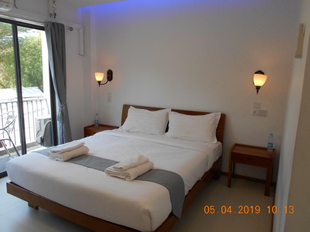 Morning Star Guesthouse Nyaung-U Bagian luar foto