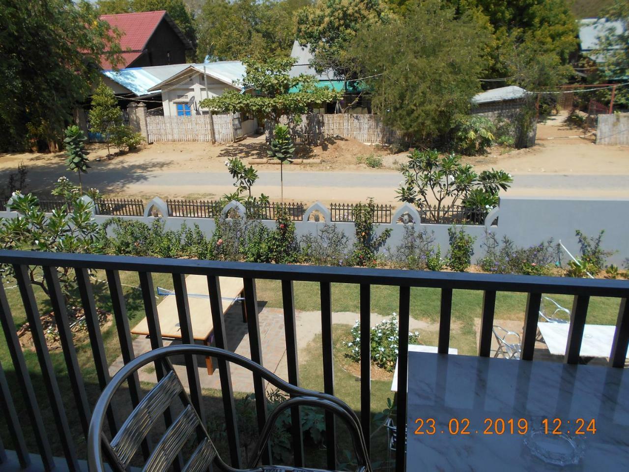 Morning Star Guesthouse Nyaung-U Bagian luar foto