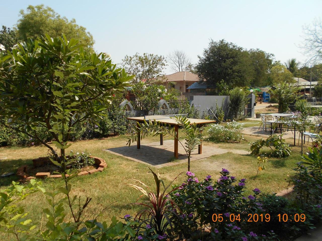 Morning Star Guesthouse Nyaung-U Bagian luar foto