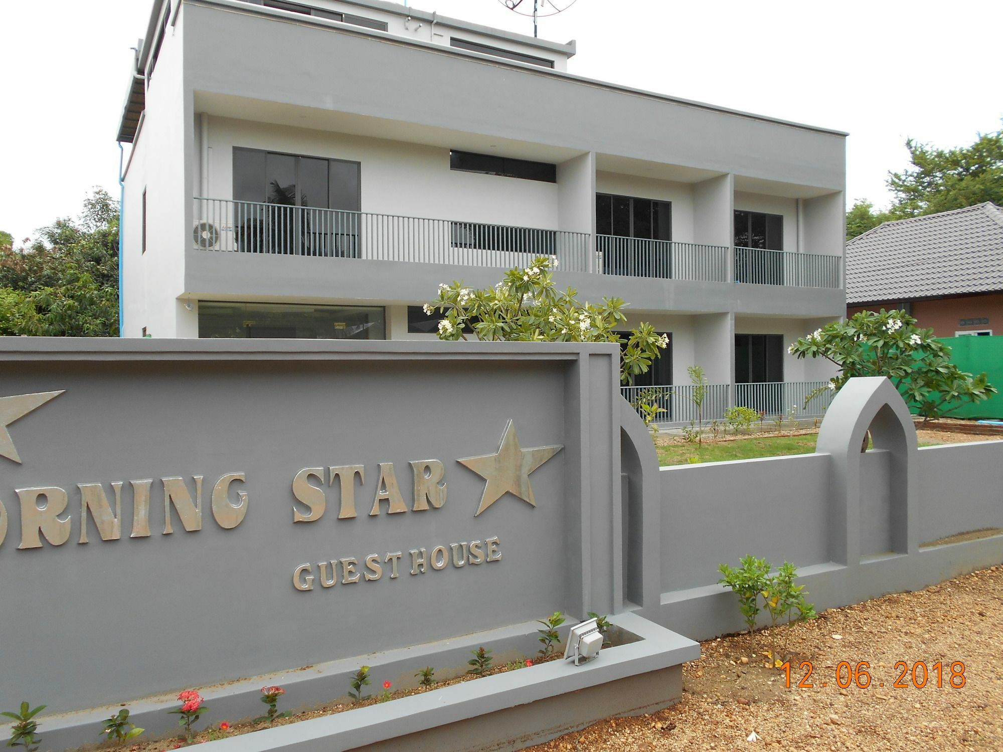 Morning Star Guesthouse Nyaung-U Bagian luar foto