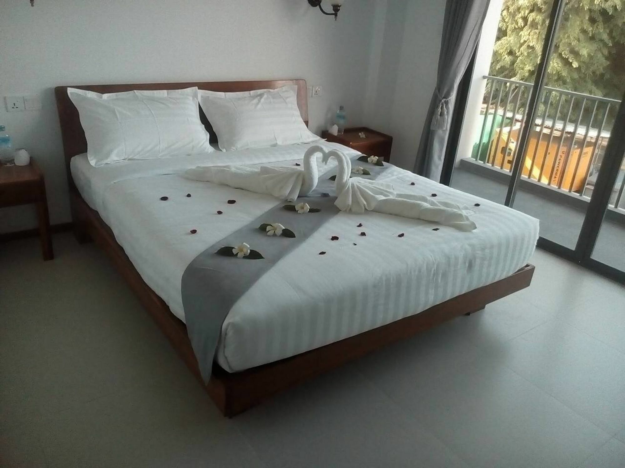 Morning Star Guesthouse Nyaung-U Bagian luar foto