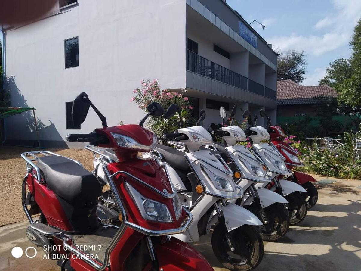 Morning Star Guesthouse Nyaung-U Bagian luar foto